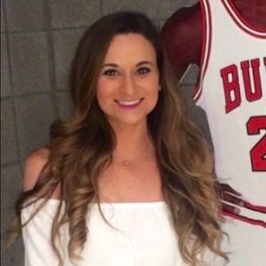 Meet your Posher, Lisa